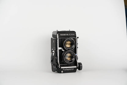 Mamiya C330 Professional | Sekor 80mm f2.8 (Blue Dot)